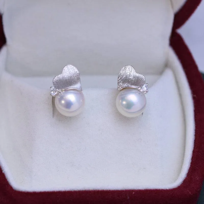 8-9mm Freshwater Pearl & Sable Earrings