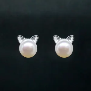 Abigail X - Minimalist Tiny Cat Pearl Stud Earrings