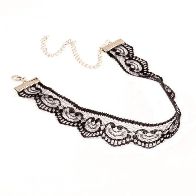 Belle Lace Choker - White or Black