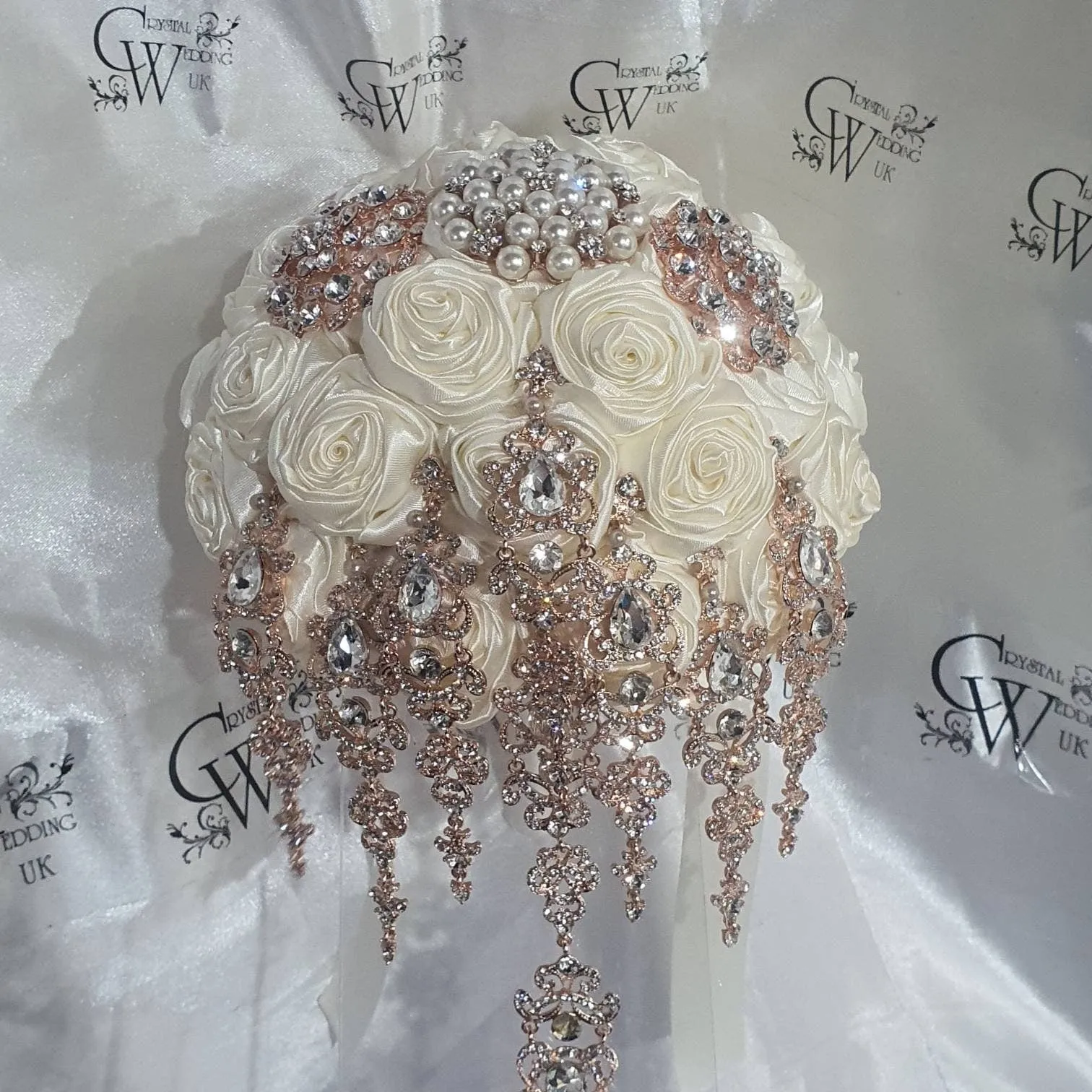 BROOCH BOUQUET trailing brooch bouquet Alternative jewel wedding bouquet. - Silver, rose gold or Gold tone by Crystal wedding uk