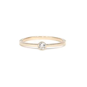 Diamond Solitaire Ring in 14K Yellow Gold (0.10 ct)