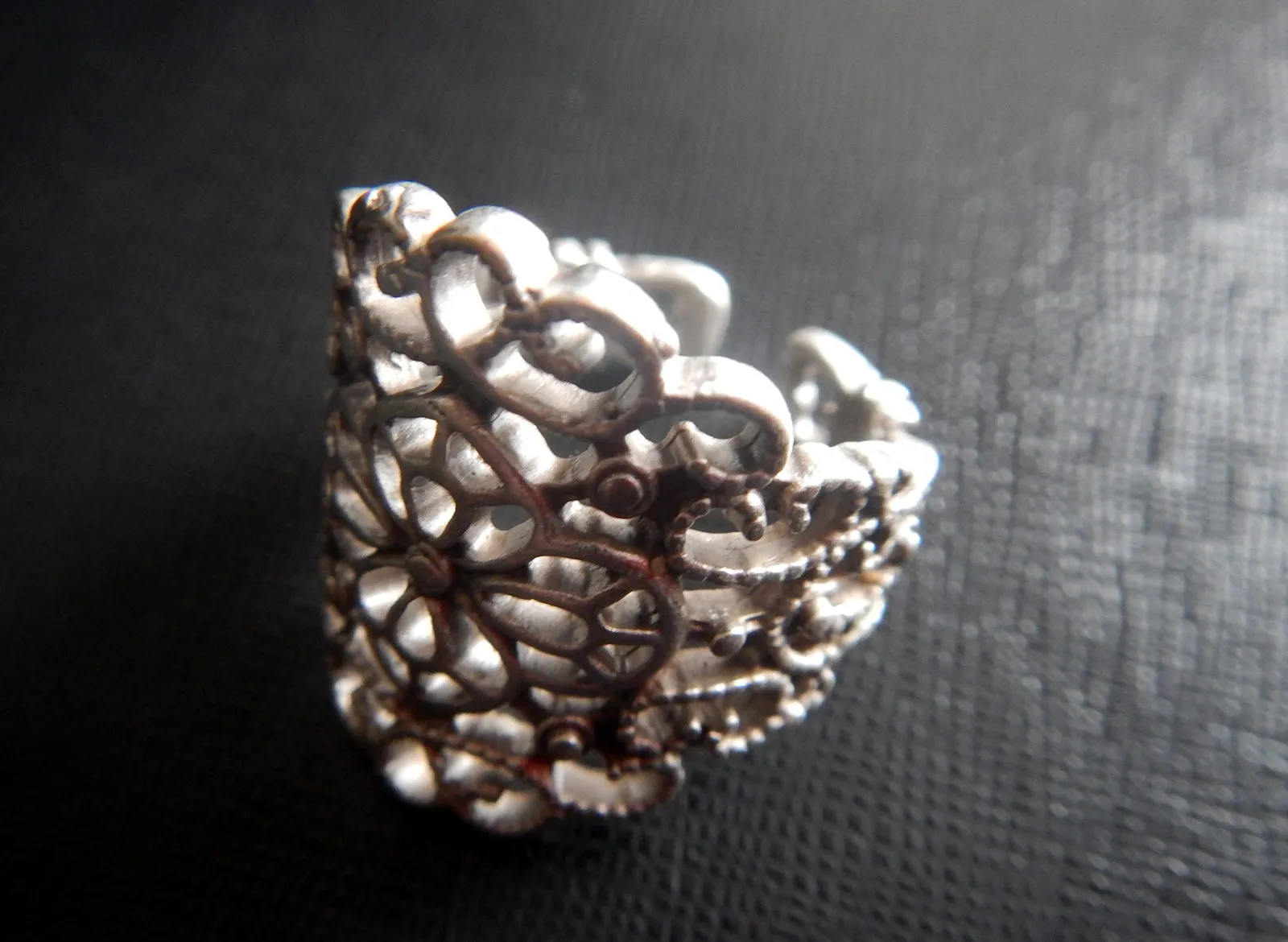 Queens Lace Ring