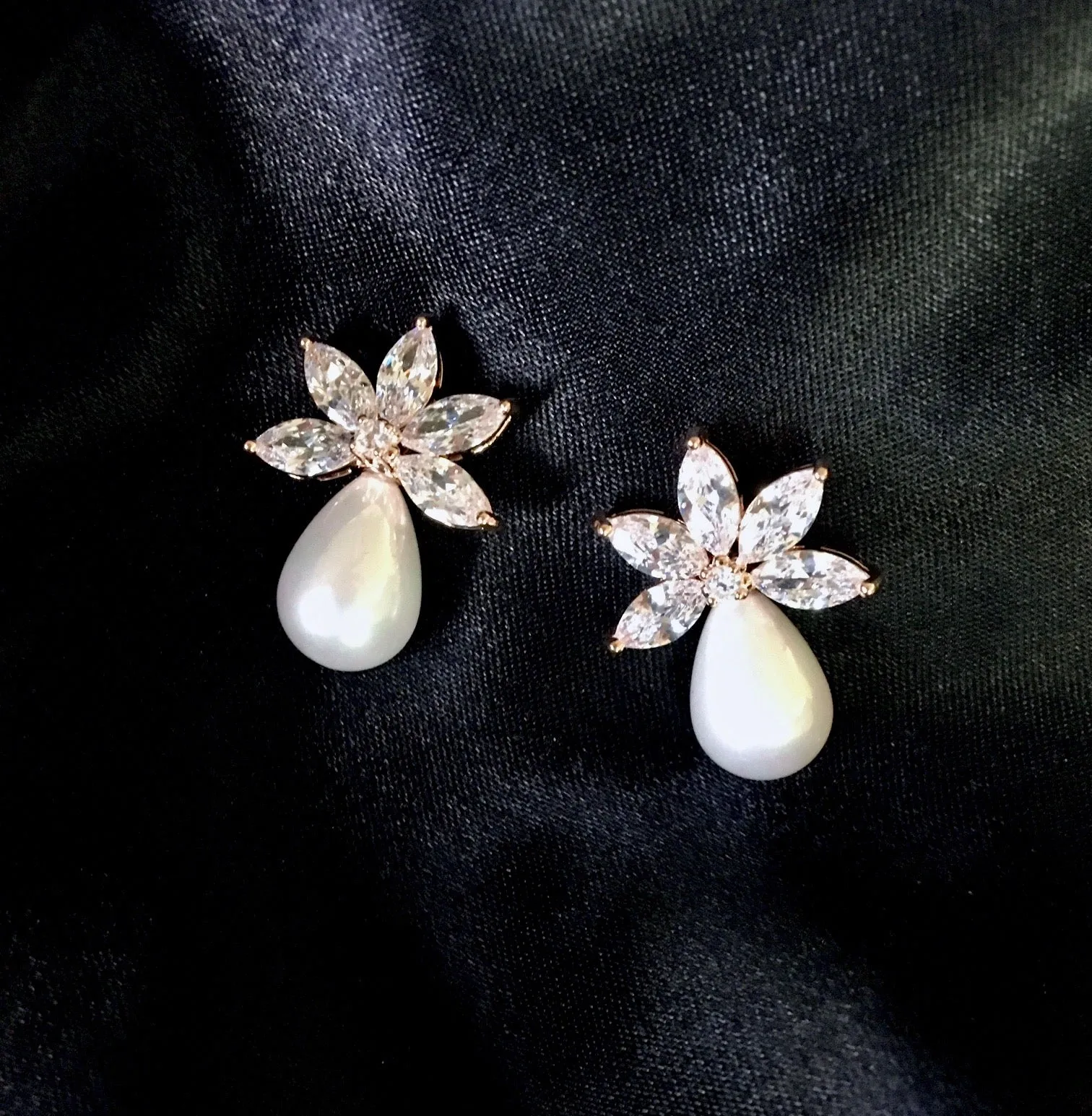 "Darlene" - Pearl and Cubic Zirconia Bridal Earrings - Available in Silver and Rose Gold