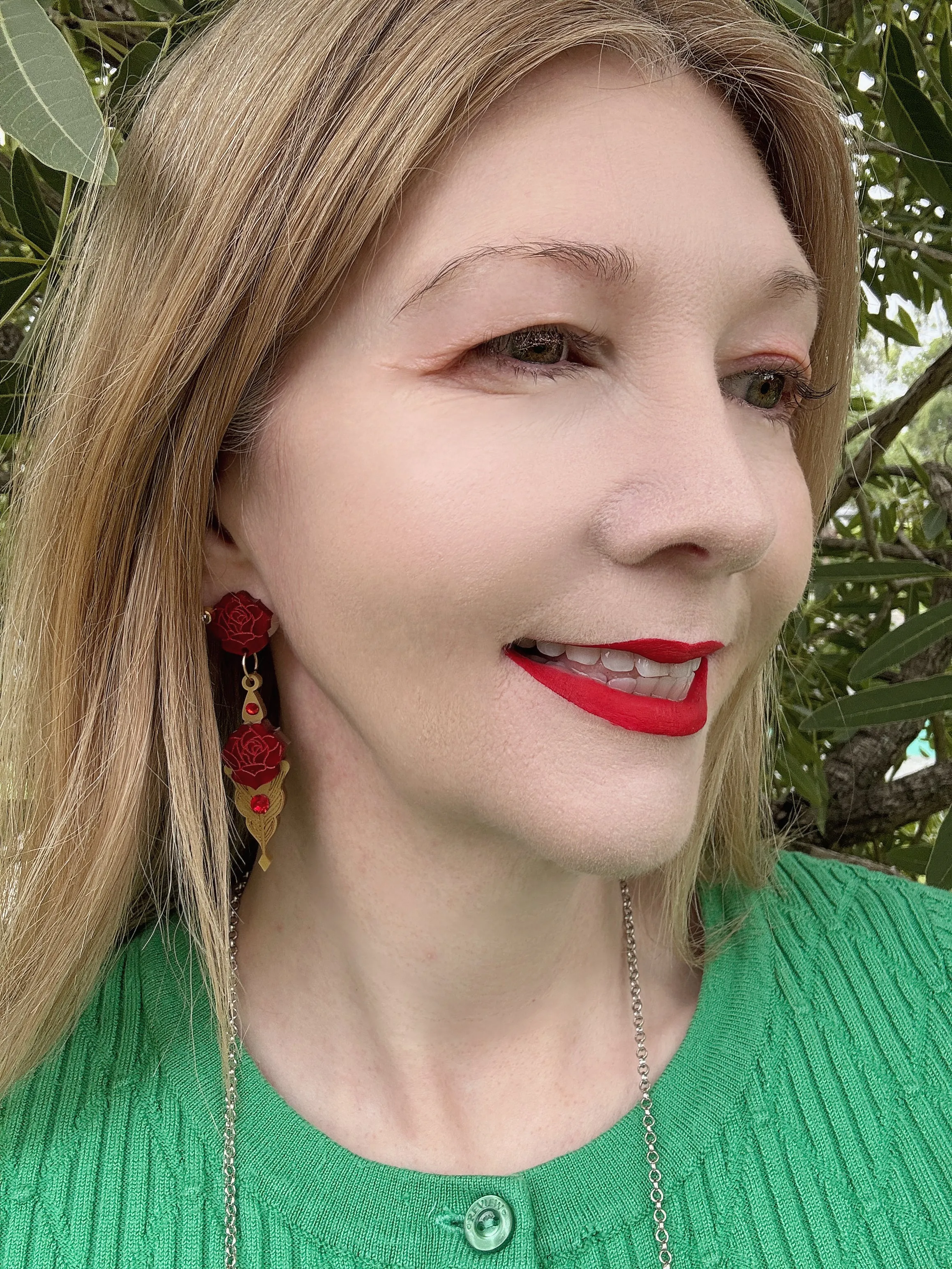 Red rose - Dangle earrings