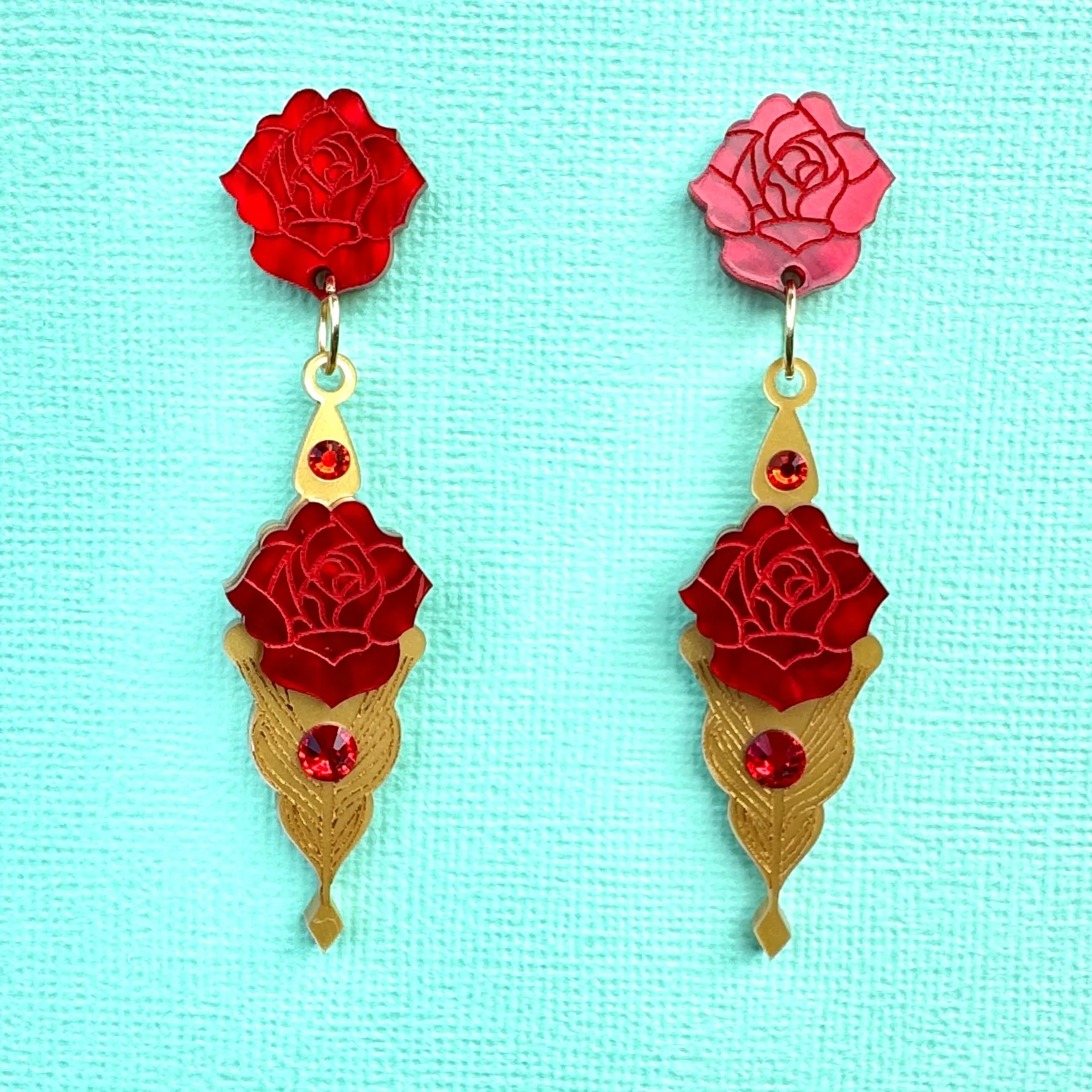 Red rose - Dangle earrings