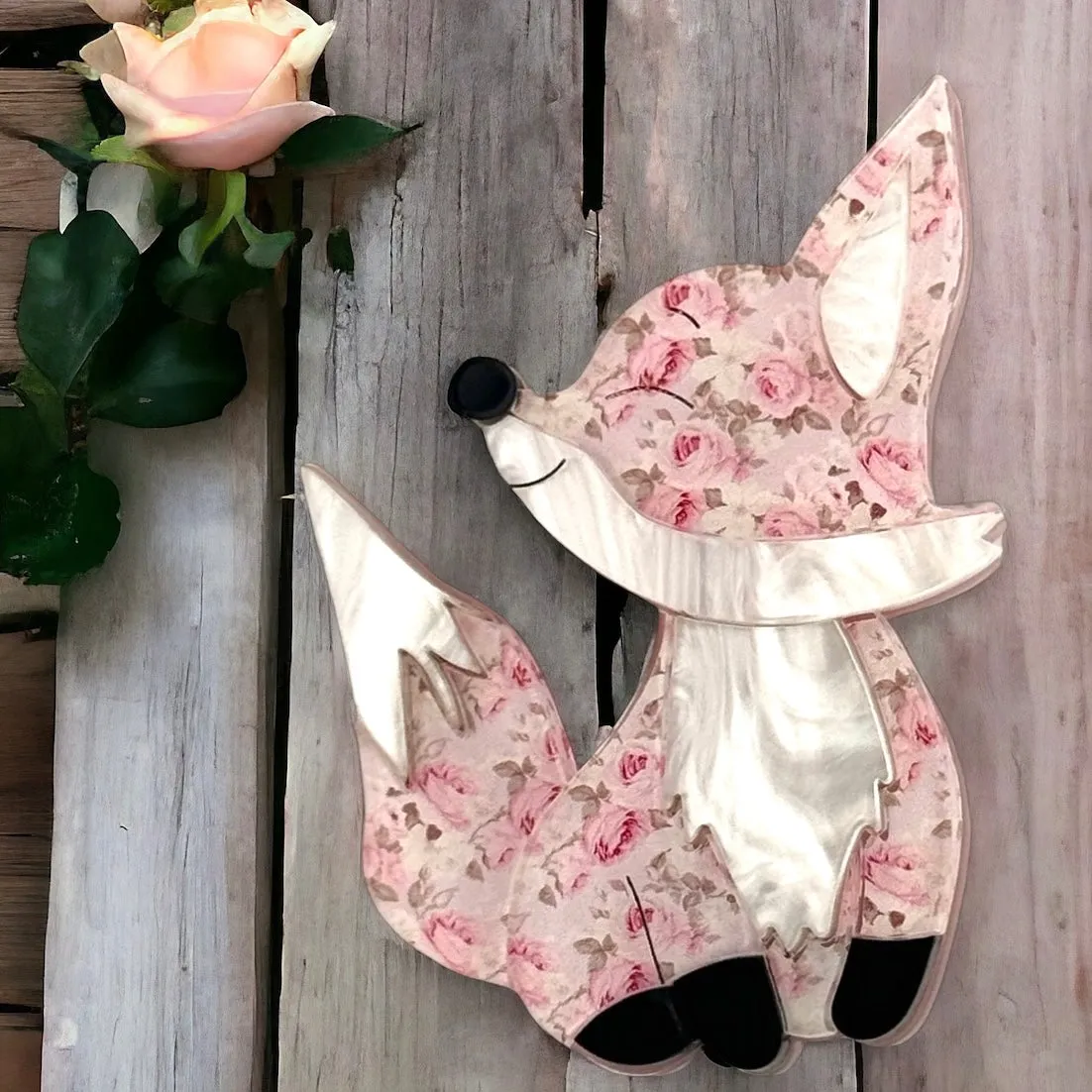 Rose the 🦊 fox  - Brooch - Set of 2