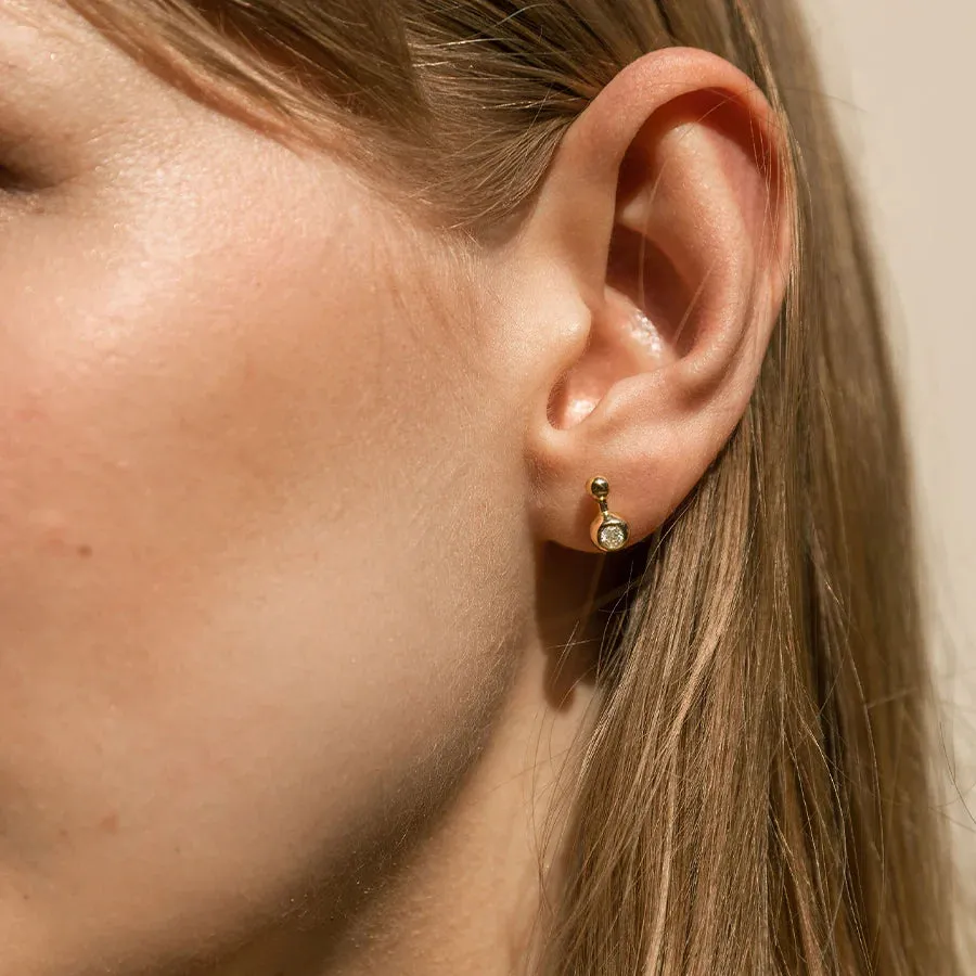 Sphere stud earrings