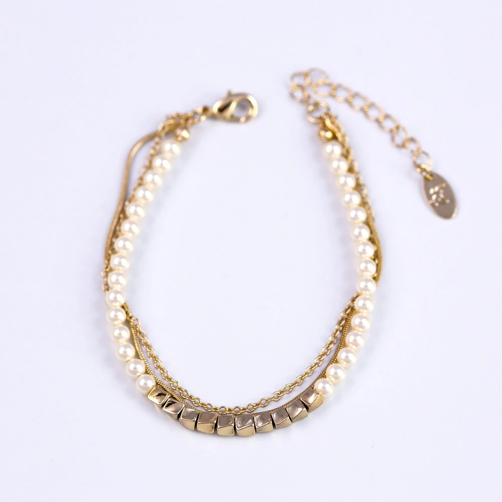 Three Chain Pearl Bracelet Gold & Cream