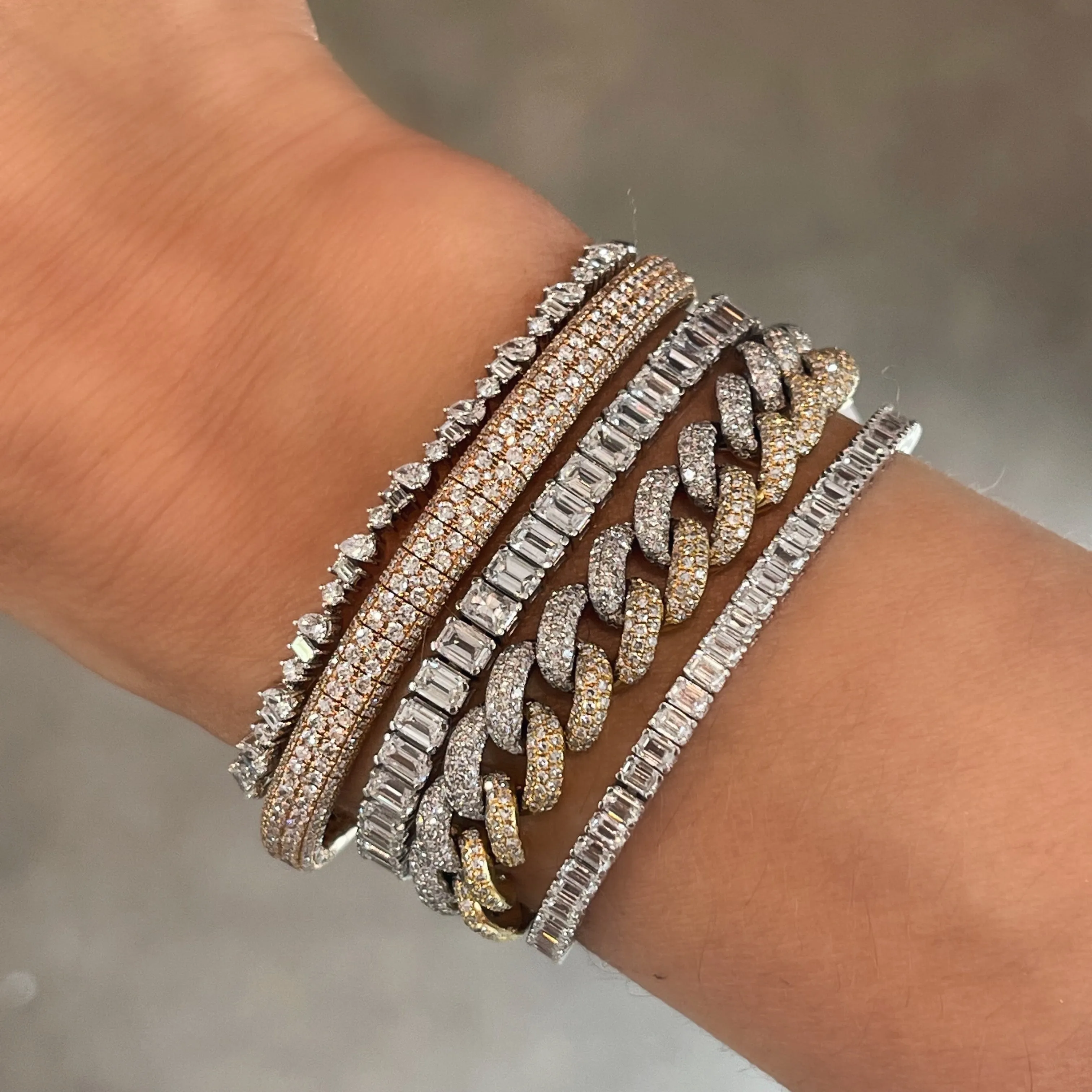 Two-Tone Essential Pave Diamond Link Bracelet