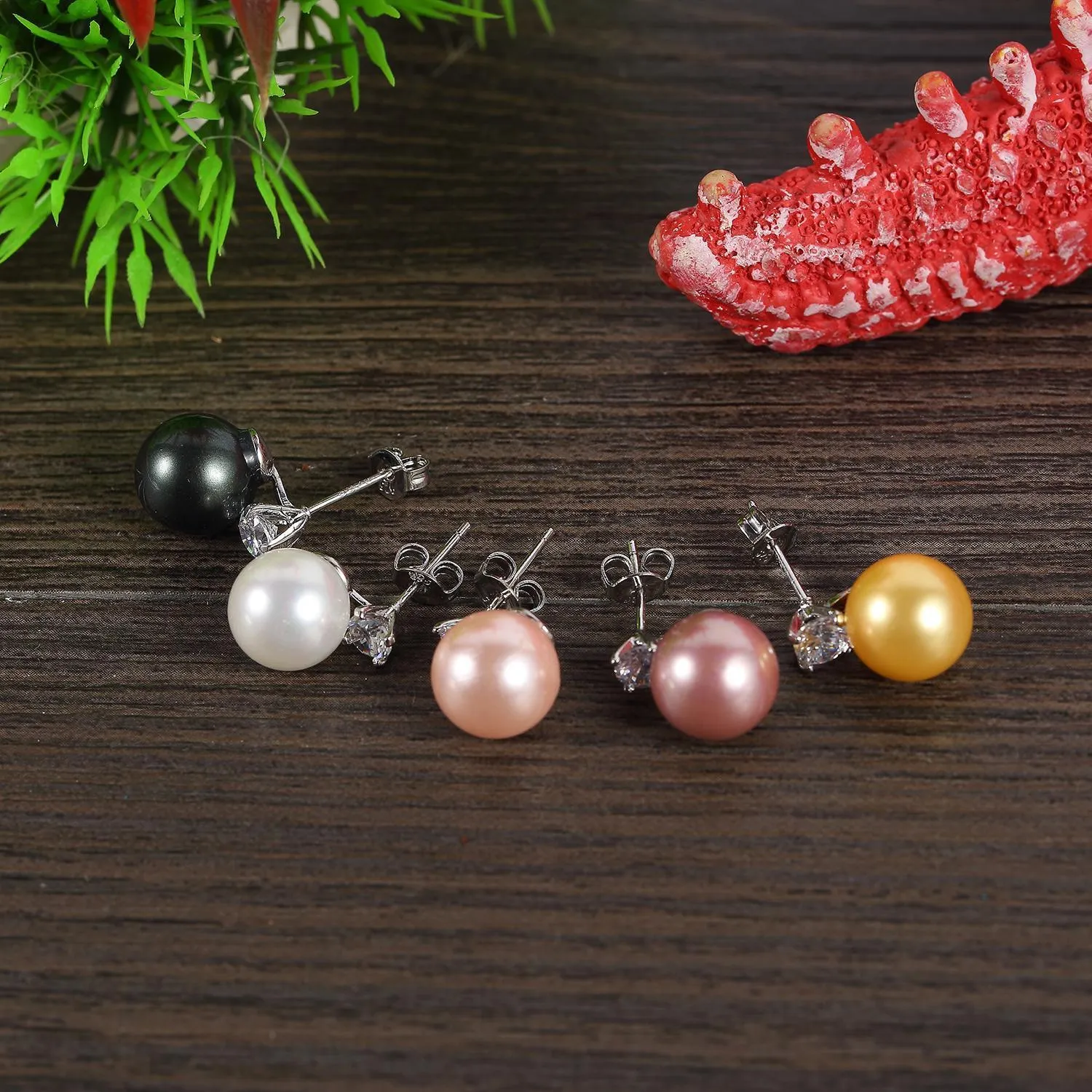 White/Silver Stud Pearl Earrings PSE001