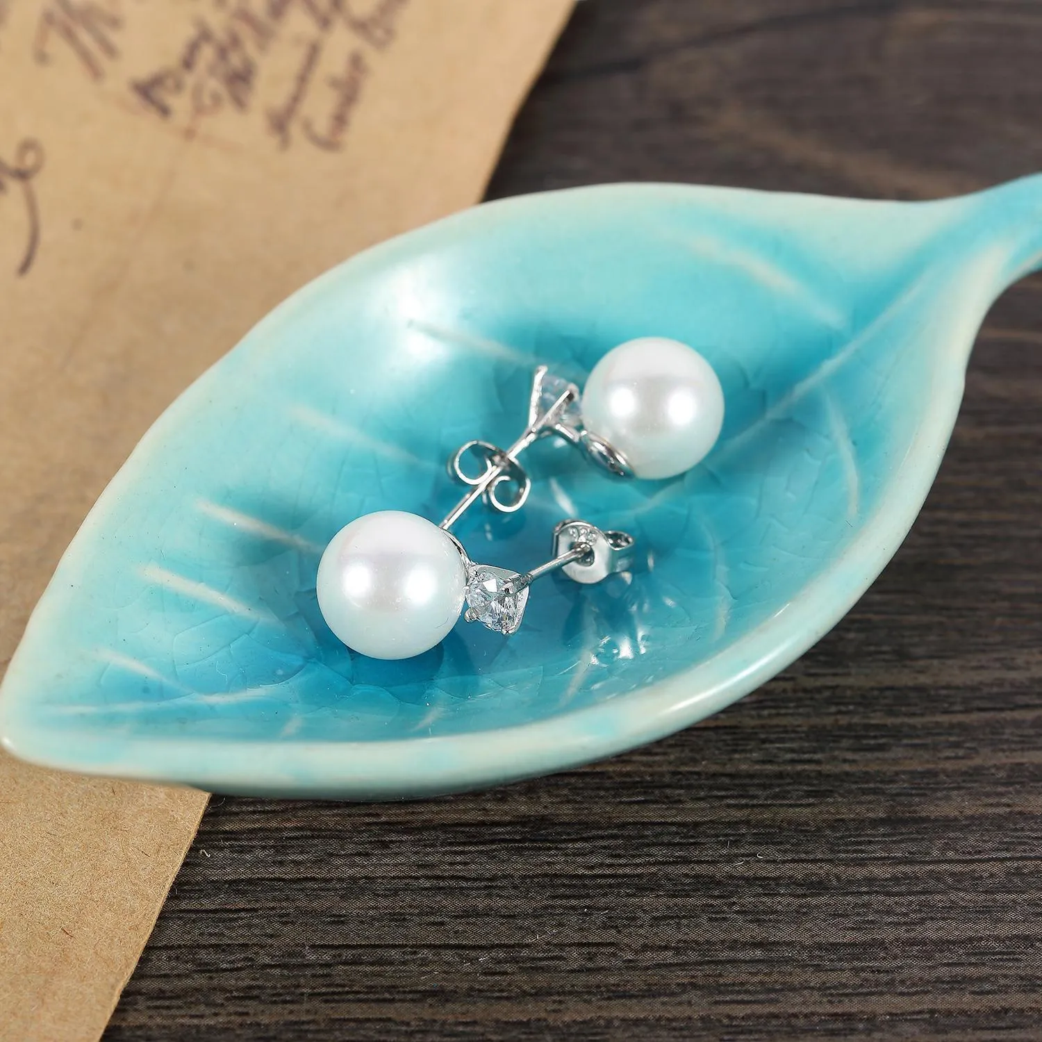 White/Silver Stud Pearl Earrings PSE001