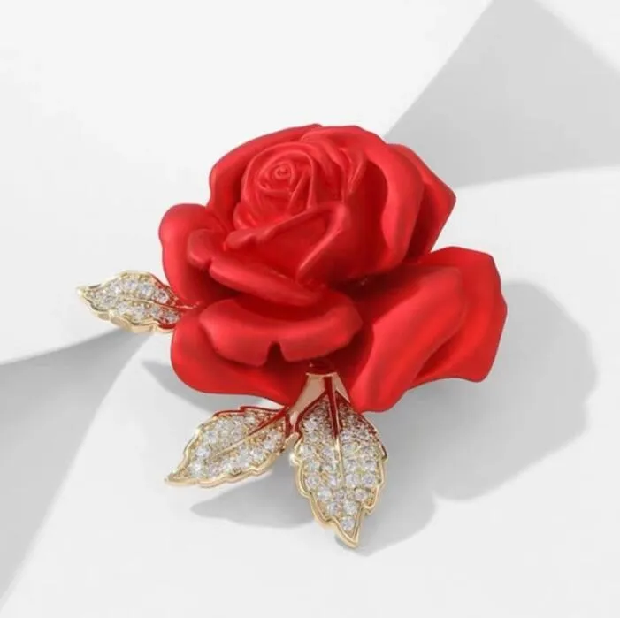 XSB094 - Rose Saree Brooch